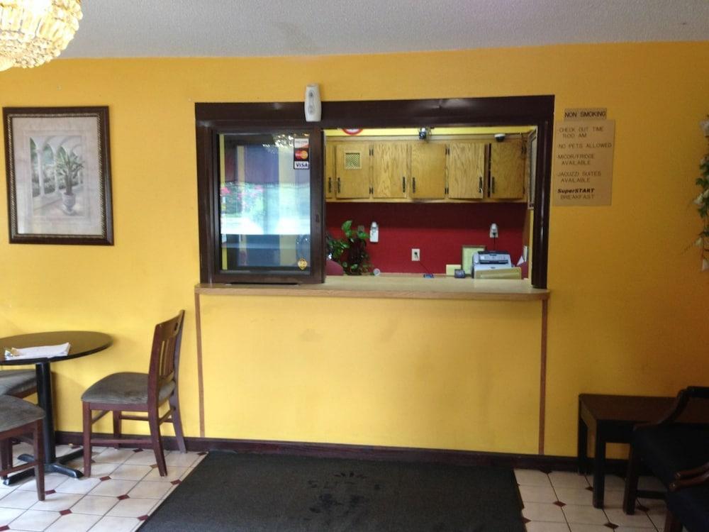 Super Inn Lodge West Dış mekan fotoğraf